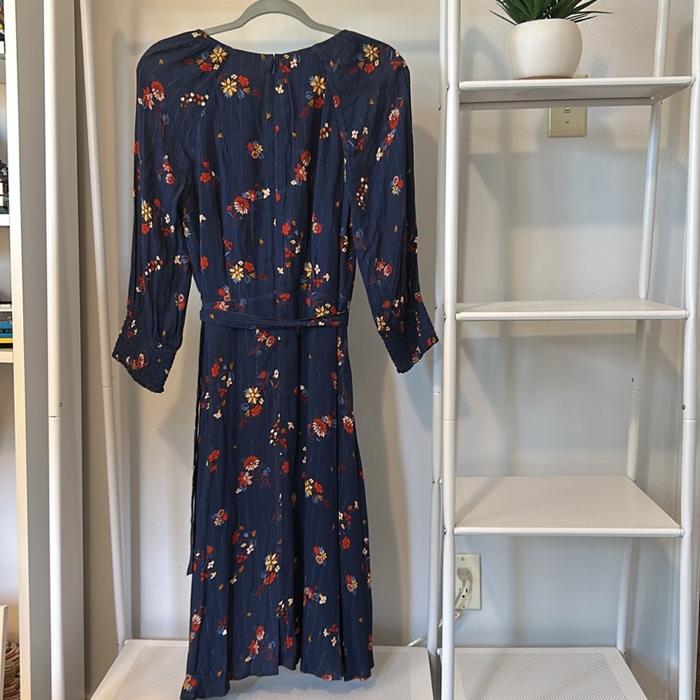 NWT women’s Neiman Marcus Navy Floral Dress - Picture 3 of 7